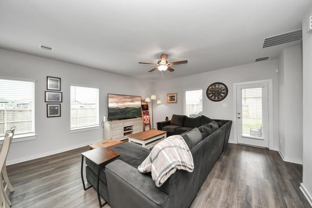 2518 Elliot Canyon Lane, Crosby, TX 77532