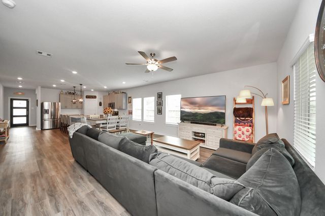 2518 Elliot Canyon Lane, Crosby, TX 77532