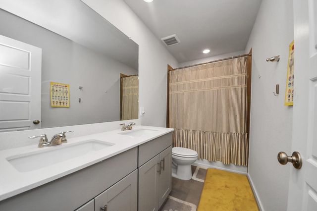 2518 Elliot Canyon Lane, Crosby, TX 77532