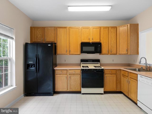 46 HIGHLAND CIRCLE, Newark, DE 19713