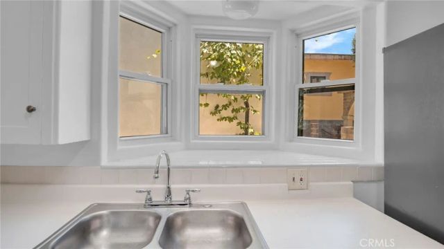 2620 Commodore, Los Angeles, CA 90032