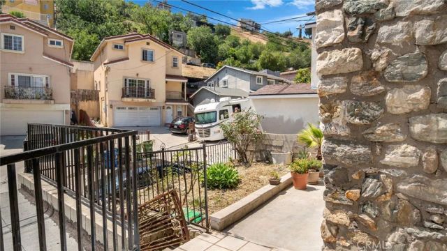 2620 Commodore, Los Angeles, CA 90032