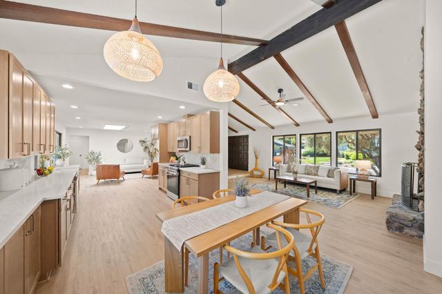 7113 Borrego Way, Carmichael, CA 95608