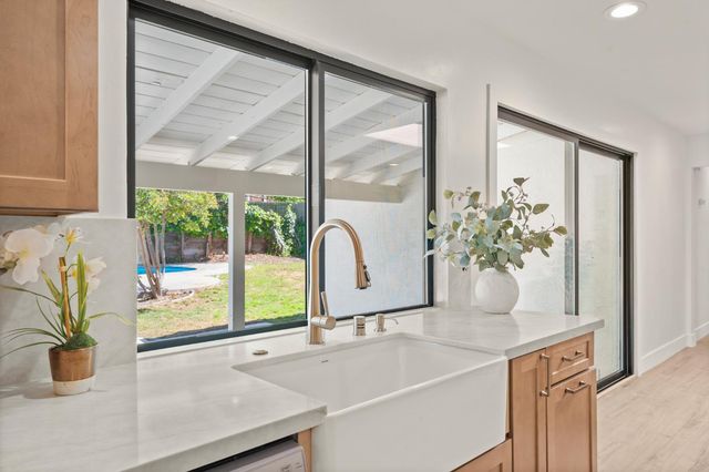 7113 Borrego Way, Carmichael, CA 95608