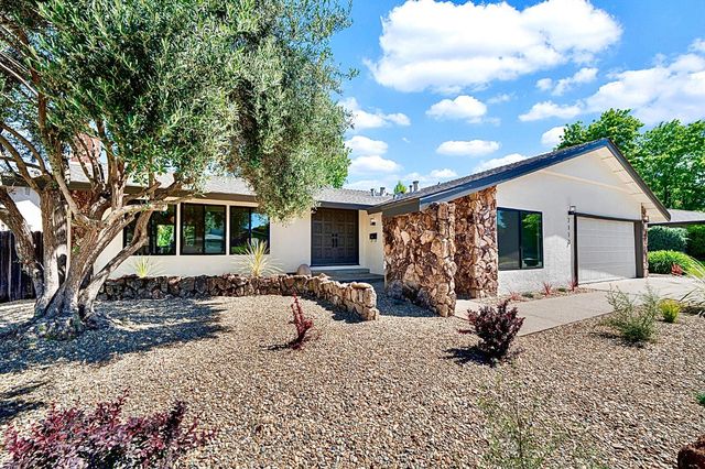 7113 Borrego Way, Carmichael, CA 95608