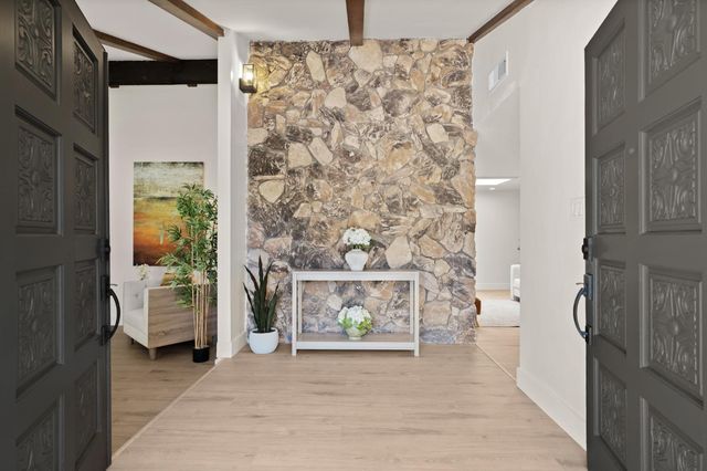 7113 Borrego Way, Carmichael, CA 95608