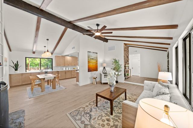 7113 Borrego Way, Carmichael, CA 95608