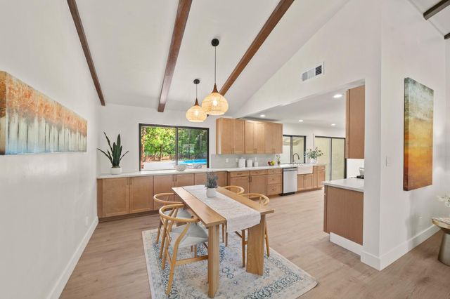 7113 Borrego Way, Carmichael, CA 95608