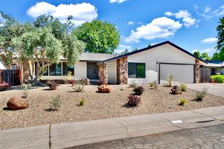 7113 Borrego Way, Carmichael, CA 95608