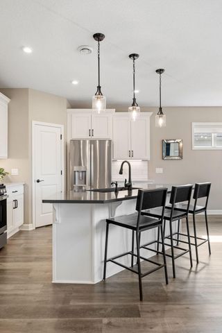 6716 Bellflower Drive, Excelsior, MN 55331