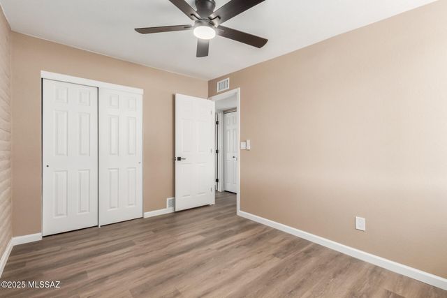 4702 S Apple Tree Avenue, Tucson, AZ 85730