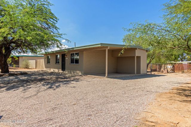 4702 S Apple Tree Avenue, Tucson, AZ 85730