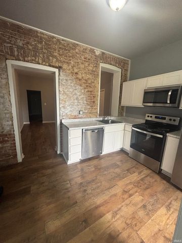 900 902 Mary Street, Evansville, IN 47710