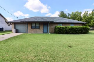 308 W 5th Street, Weatherford, TX 76086