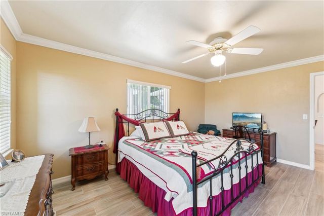 914 SW 3rd AVE, Cape Coral, FL 33991