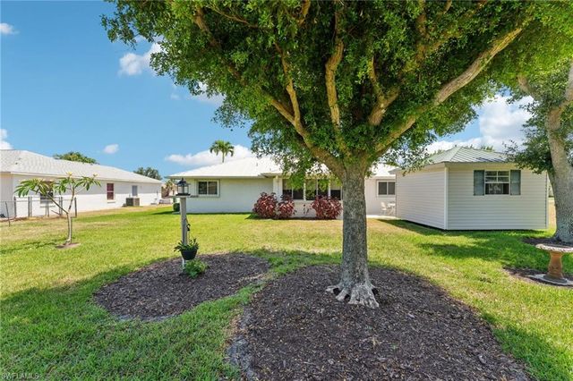 914 SW 3rd AVE, Cape Coral, FL 33991