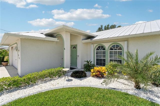 914 SW 3rd AVE, Cape Coral, FL 33991