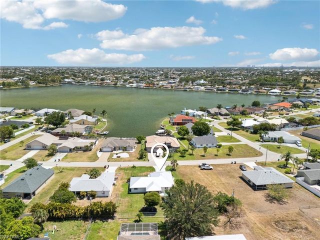 914 SW 3rd AVE, Cape Coral, FL 33991