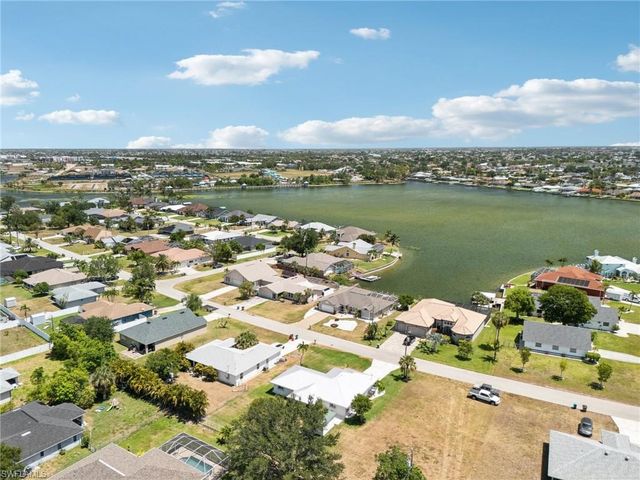 914 SW 3rd AVE, Cape Coral, FL 33991