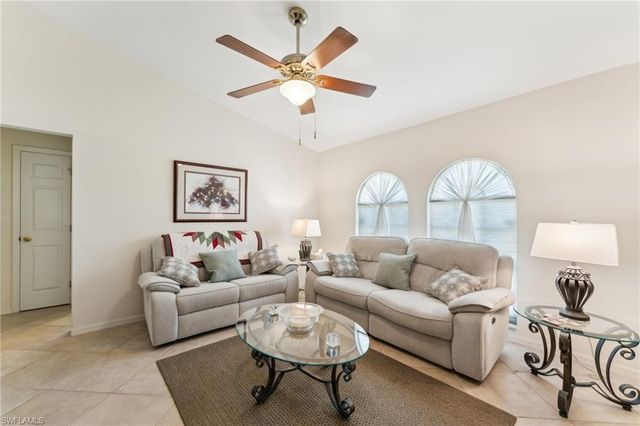 914 SW 3rd AVE, Cape Coral, FL 33991