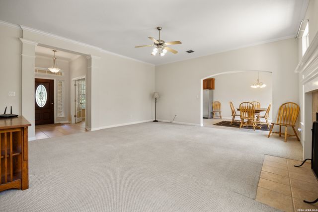 1262 MORNING GLORY LN, Adkins, TX 78101