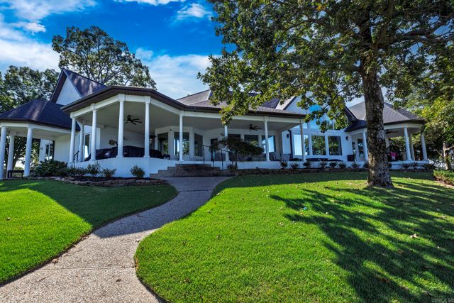 8 Adoracion Pt, Hot Springs Village, AR 71909