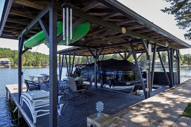 8 Adoracion Pt, Hot Springs Village, AR 71909