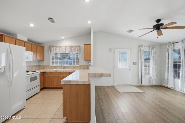 120 N VAL VISTA Drive 83, Mesa, AZ 85213