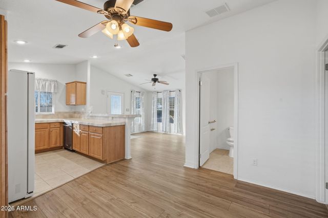 120 N VAL VISTA Drive 83, Mesa, AZ 85213