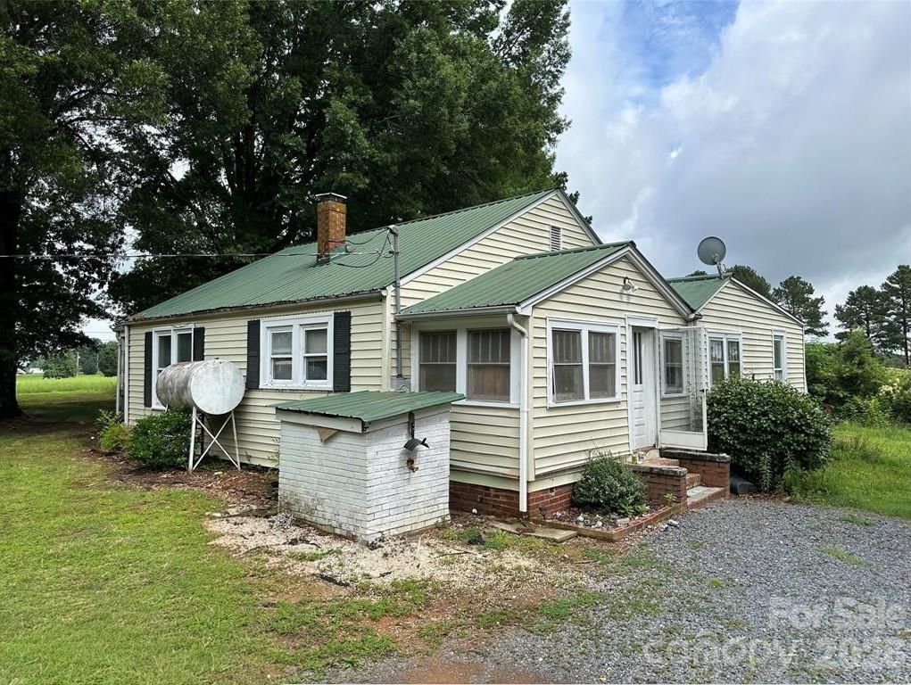 30497 Orchard Lane, Albemarle, NC 28001