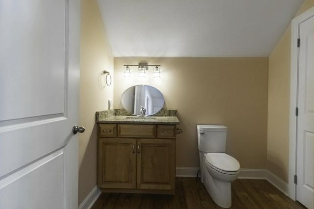 600 River rd, Clifton, TN 38425