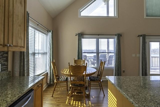 600 River rd, Clifton, TN 38425