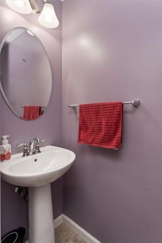 203 Elmcrest Rise, Henrietta, NY 14586