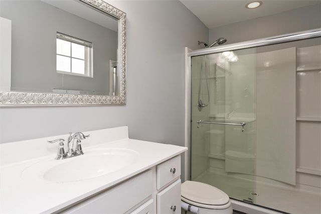 203 Elmcrest Rise, Henrietta, NY 14586