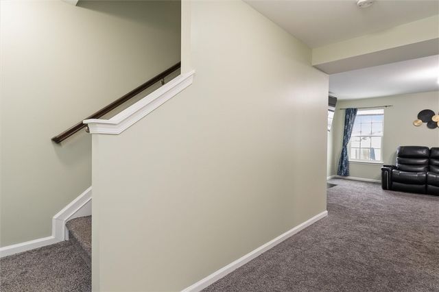 203 Elmcrest Rise, Henrietta, NY 14586