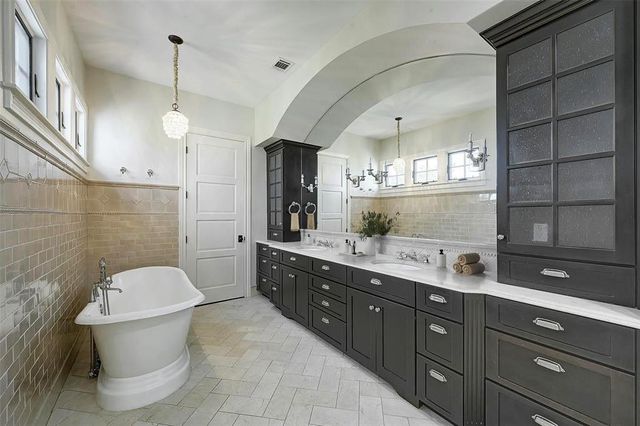 3303 Desert Willow Cove, Austin, TX 78735