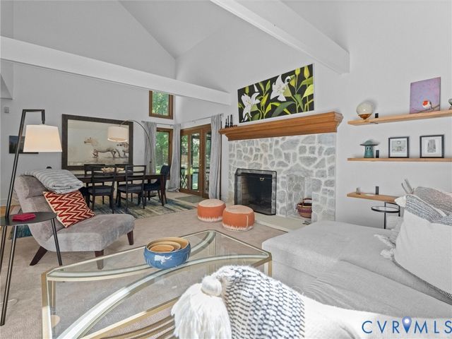3201 Saint Stephens Way, Midlothian, VA 23113