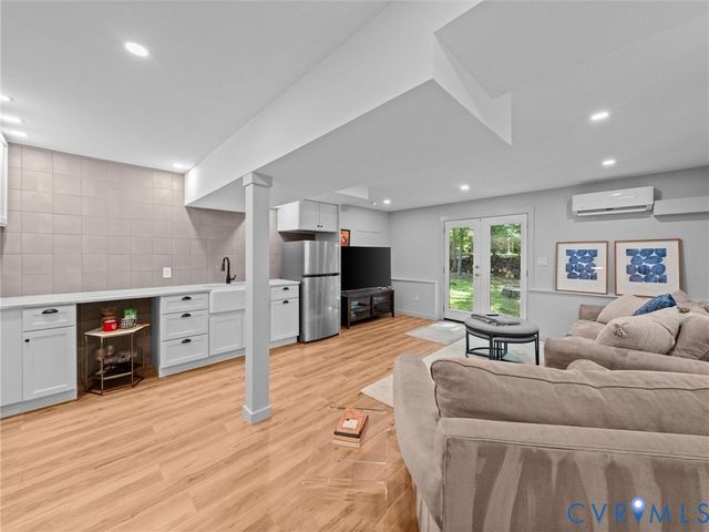 3201 Saint Stephens Way, Midlothian, VA 23113