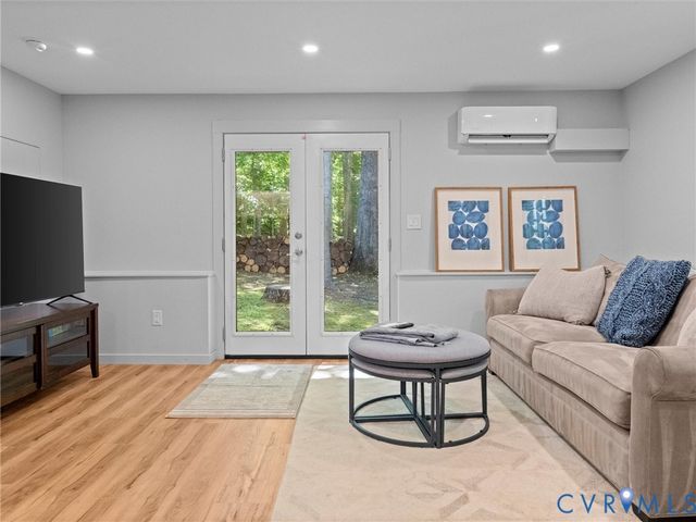 3201 Saint Stephens Way, Midlothian, VA 23113