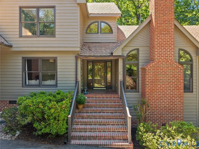 3201 Saint Stephens Way, Midlothian, VA 23113