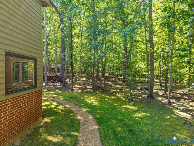 3201 Saint Stephens Way, Midlothian, VA 23113