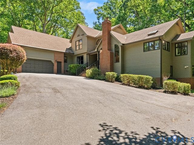 3201 Saint Stephens Way, Midlothian, VA 23113