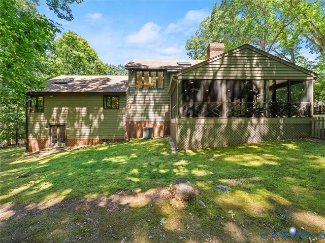 3201 Saint Stephens Way, Midlothian, VA 23113