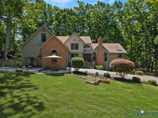 3201 Saint Stephens Way, Midlothian, VA 23113
