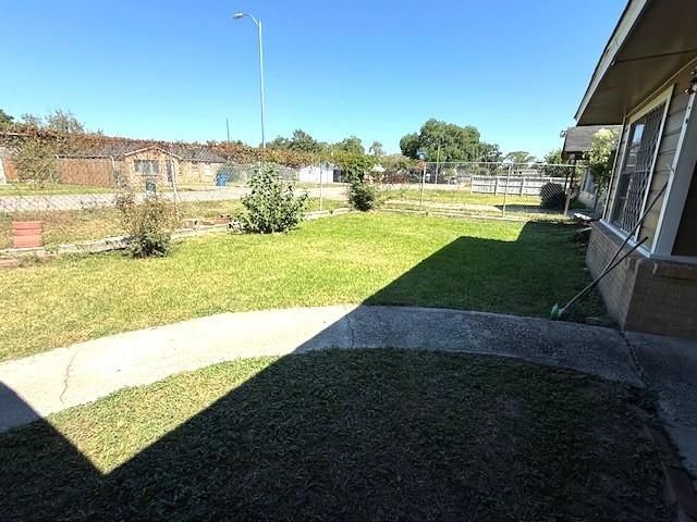 2326 Sunny Drive, Houston, TX 77093