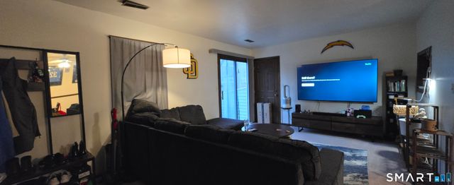 375 Glendale Avenue D7, Bridgeport, CT 06606