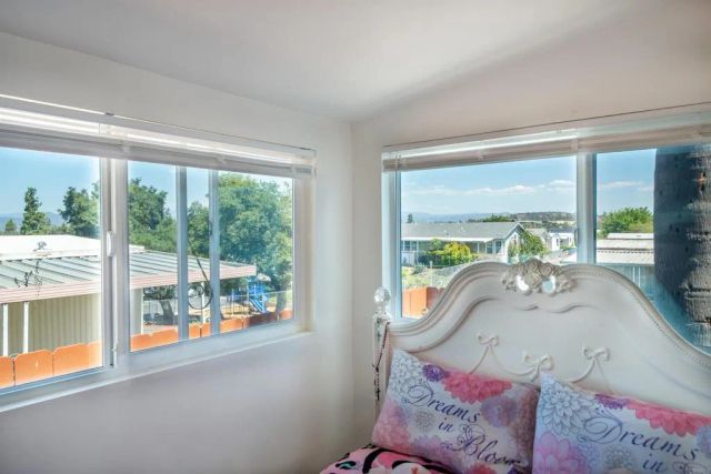 2400 W Valley Parkway 36, Escondido, CA 92029