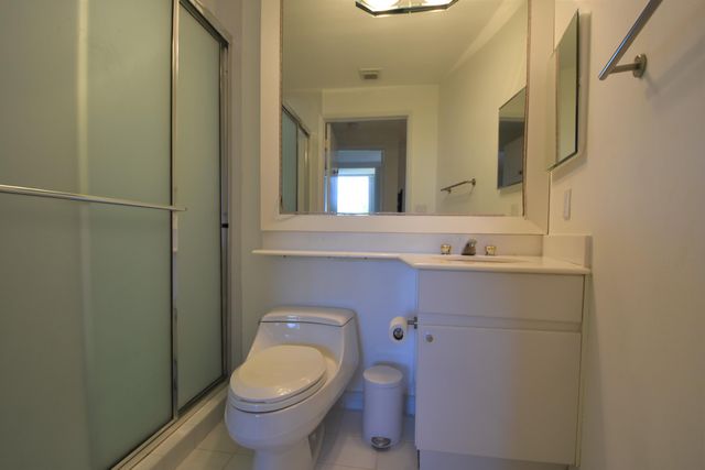 707 CRANDON Boulevard PH-8, Key Biscayne, FL 33149