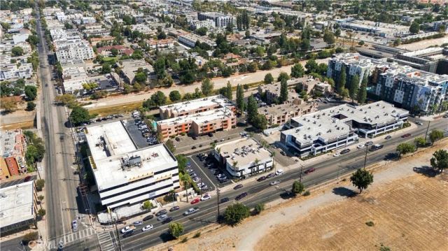 6815 Remmet Avenue 212, Los Angeles, CA 91303