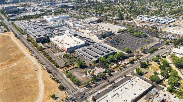 6815 Remmet Avenue 212, Los Angeles, CA 91303